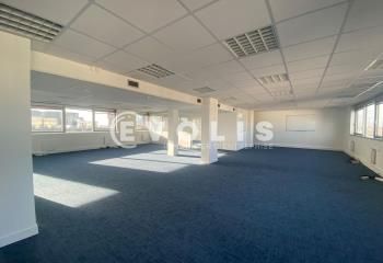 Bureaux à louer Noisy-le-Grand - Proche RER et autoroute A4