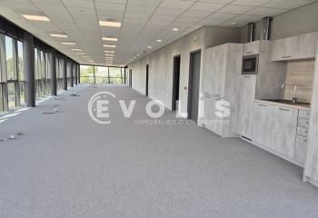 Location bureaux Chanteloup-en-Brie - Proche A4, RER et bus