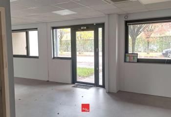 Location bureaux Saint-Martin-d'Hères - Proche tram et rocade sud