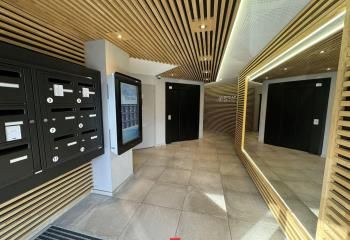 Location bureaux Seyssins - Proche Rondeau, parking sécurisé