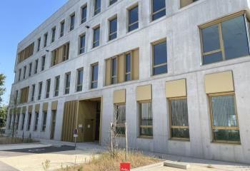 Location entrepôt Saint-Martin-le-Vinoux - Proche transports et A48