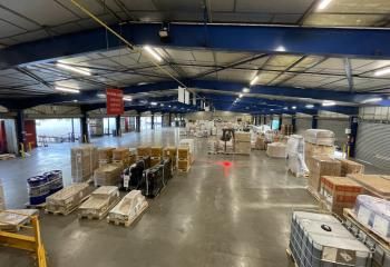 Location bâtiment de messagerie Fontanil-Cornillon - Proche tram et autoroute