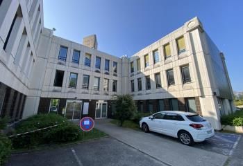 Vente bureaux Meylan, proche autoroute A41 et bus