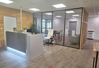 Location bureaux Montbonnot-Saint-Martin avec parking et accès autoroute