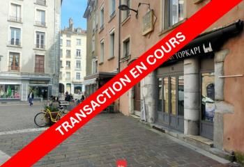 Local commercial à louer Grenoble centre-ville - Place Claveyson