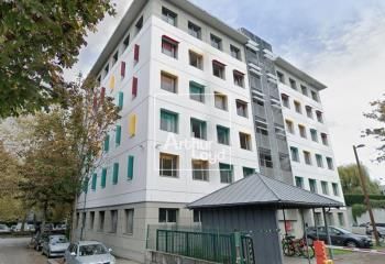 Vente bureaux occupés Grenoble - Proximité tram et bus