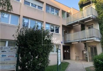 Location bureaux Saint-Martin-d'Hères - Tram B, C, D, E et bus
