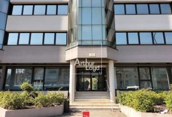 Bureaux à louer Grenoble - Tram, bus et parking souterrain