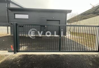 Local d'activité à louer Réaumont - Proximité A43