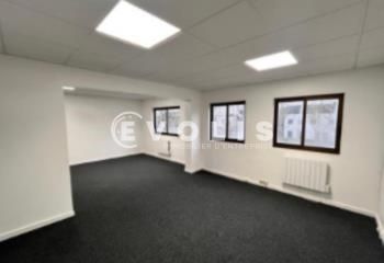 Location bureaux Grigny - Proche RER, bus, autoroute A6