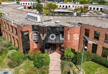 Location bureaux Massy - Proche RER, Bus et Grand Paris Express