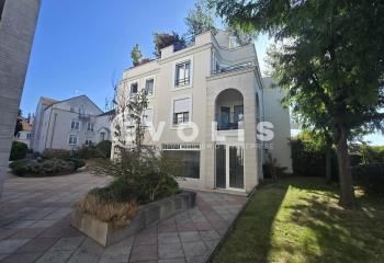 Location bureau Verrières-le-Buisson - Proche bus et accès rapides