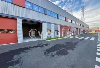 Locaux d'activités à louer Corbeil-Essonnes - Proximité RER et autoroutes