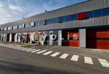 Location locaux d'activité Corbeil-Essonnes - Divisible à partir de 383 m²