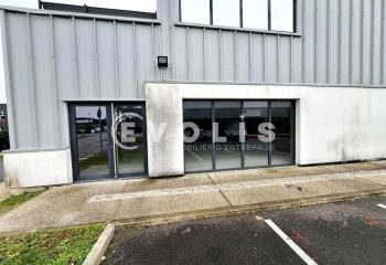 Location local commercial Fontenay-le-Vicomte - Zone dynamique