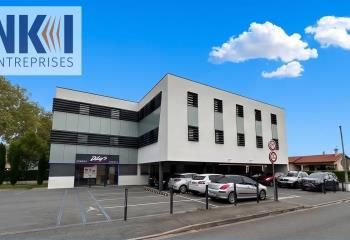 Vente bureaux Grenade-sur-Garonne - Proche bus et axes routiers
