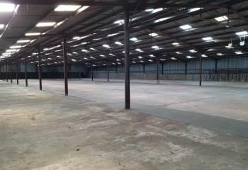 Entrepôt à louer Roullet-St-Estèphe - Proche N10