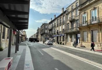 Vente murs locaux commerciaux Bordeaux - Place de la Victoire