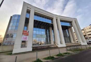 Location bureaux Bordeaux Ravezies - Proche tramway et bus