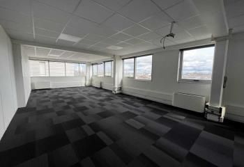 Location bureaux Bordeaux Meriadeck - Proche Tram A