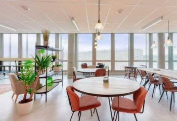 Location bureaux Bordeaux Euratlantique - Proche gare Saint-Jean, bus, tram et rocade