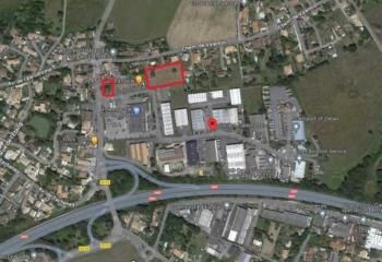 Terrain commercial Yvrac - Proche N89 et accès facile