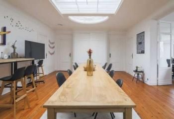 Location bureaux Bordeaux - Proche Place des Quinconces et tramways