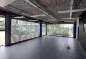 Location local commercial Villenave-d'Ornon - Proche A62