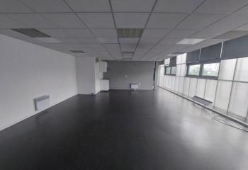 Location bureaux Bordeaux Bastide - Proche Tram et Pont Chaban