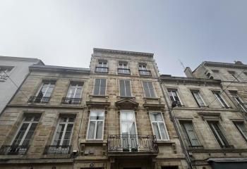 Location bureau Bordeaux centre - Proche bus et tram