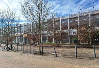 Location bureaux Saint-Médard-en-Jalles - Centre-ville, bus et gare