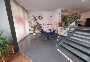 Location bureau Bordeaux Chartrons - Proche bus et tramway