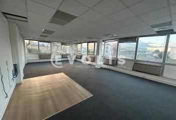 Location bureaux Bordeaux Lac - Proche rocade et tramway C