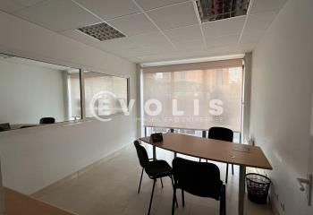 Location bureaux Bordeaux Caudéran - Proche transports en commun