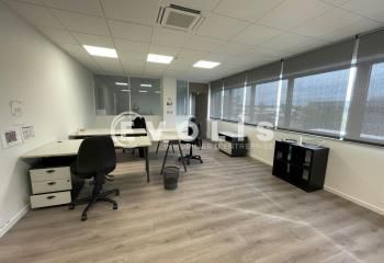 Location bureaux Bruges - Zone de fret - Proche RIE et Tram E