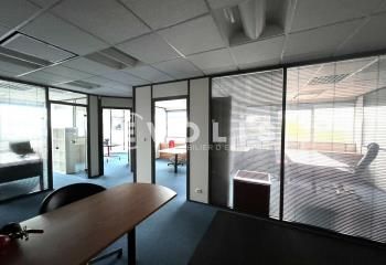 Location bureaux Mérignac - Proche rocade et bus Château Rouquey