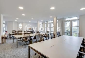 Bureaux flexibles Bordeaux - Quinconces - Tram A