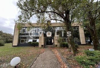 Location bureaux Pessac - Proche Tram Hôpital Haut-Lévêque