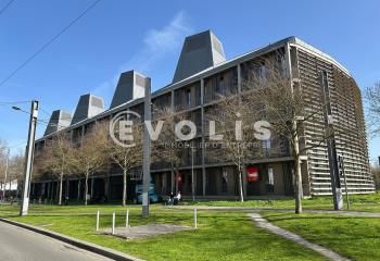 Location bureaux Bordeaux - Quartier Bassins à Flot - Tram Rue Achard