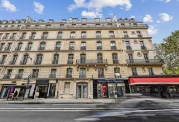 Bureaux à louer Paris 8 - Proche Gare Saint-Lazare et Métro Saint-Augustin