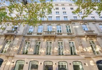 Bureaux à louer Paris 8 - Proche Place de l'Étoile, métro et RER