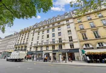 Bureaux modernes Place de la Madeleine - Paris 8 - Métro Madeleine