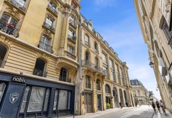 Location bureaux Paris 2 - Proximité Place des Victoires et Métro Bourse