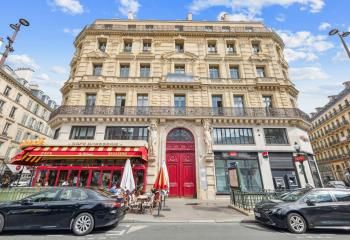 Location bureaux Paris 9 - Proche Métros Saint-Lazare et Trinité