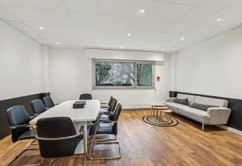 Bureaux indépendants Paris 18 - Métro La Fourche - SNCF Pont-Cardinet