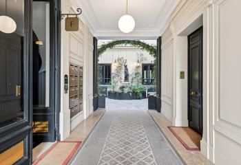 Location bureaux Paris 1 - Rue Saint-Honoré - Proche métros 1, 7 et 14