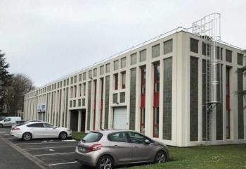 Location bureaux Éragny - Proche RER, SNCF, bus et autoroute