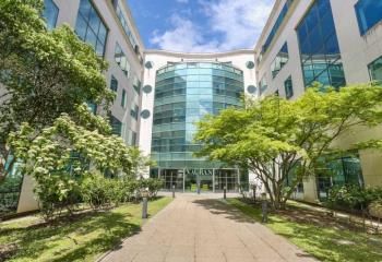 Location bureaux Vélizy-Villacoublay - Proche Tramway T6 et Centre Commercial Westfield