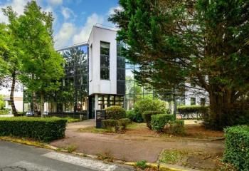 Location bureaux Antony - Proche RER B et future ligne 18 du métro