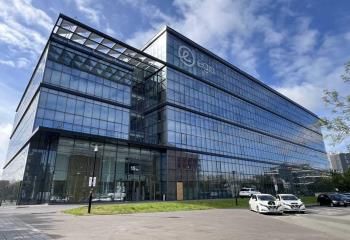 Location bureaux Guyancourt - Proche gare SQY et autoroutes